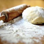 Какво се случва, ако месите тестото по-дълго, отколкото трябва: очевидната граница между еластичност и гума. kakvo-se-sluchva-ako-mesite-testoto-po-dalgo-otkolkoto-tryabva-ochevidnata.jpg